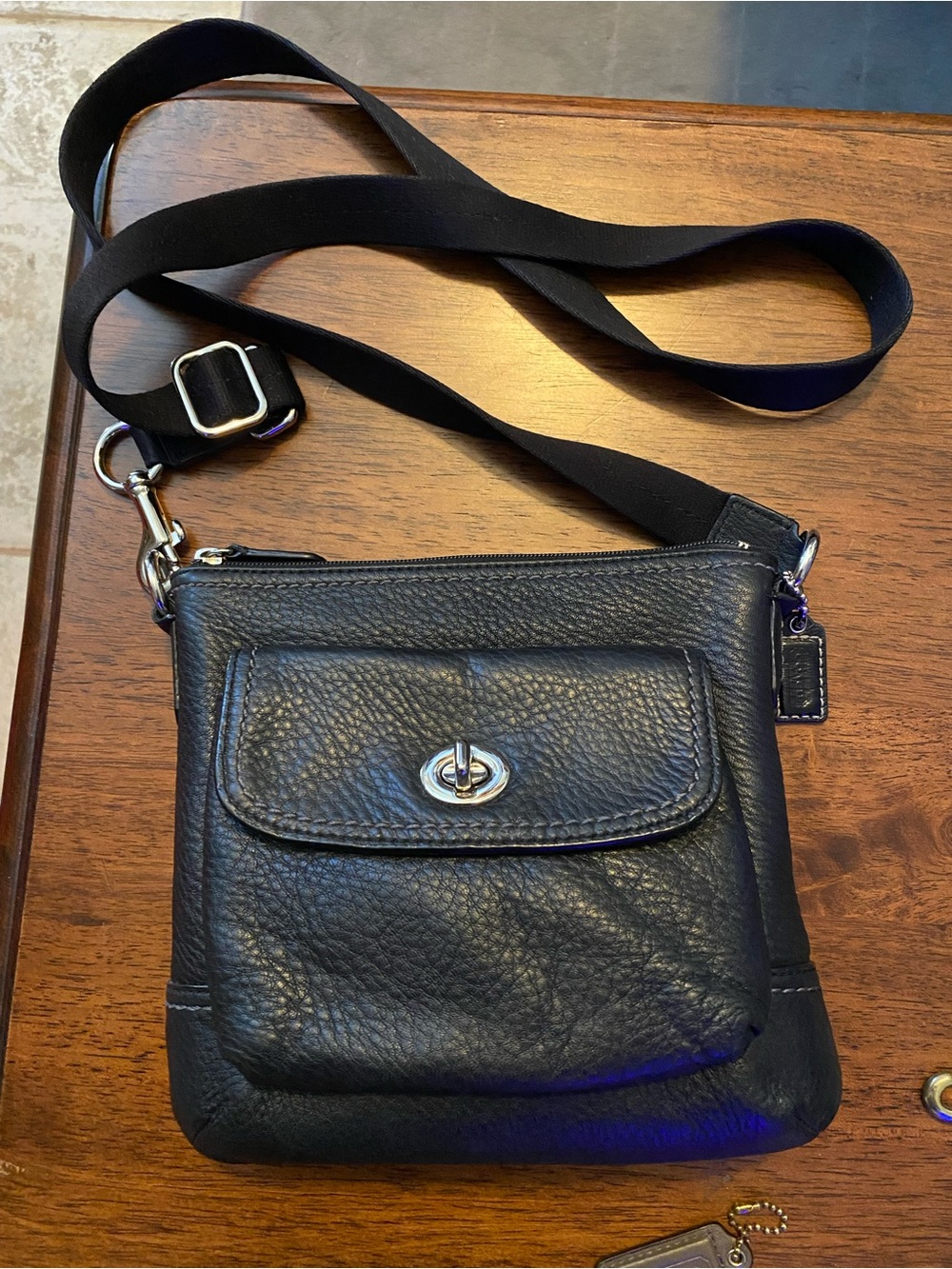 Coach Park Pebbled leather Swingpack crossbody bag